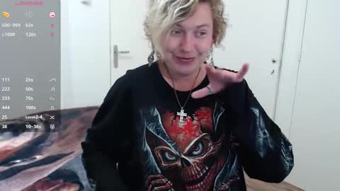 Syl  online show from November 2025 01:33:02 PM