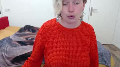 Syl  online show from November 2025 08:03:01 AM