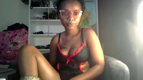 Snapshot of clittyxcandy chatting on February 2025 07:31:01 AM clittyxcandy online show from February 2025 07:31:01 AM