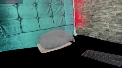 Snapshot of cloe66 chatting on October 2025 03:25:02 PM cloe66 online show from October 2025 03:25:02 PM