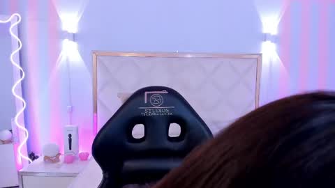 cloe_1tay online show from April 2026 03:14:01 PM