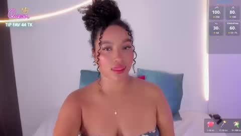 cloe_25 online show from February 2026 10:39:01 PM