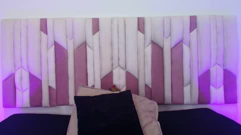 Cloe  Stanfort online show from October 2025 07:14:02 PM