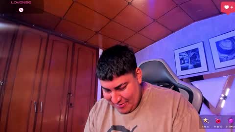 Cloe x Billy online show from November 2025 12:23:02 PM