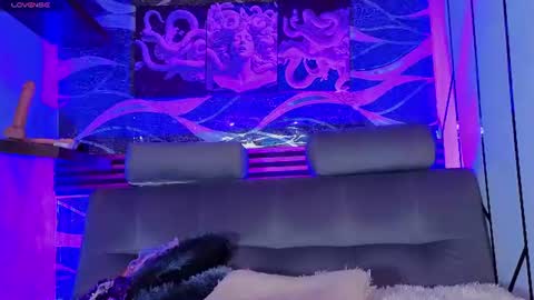 cloee_cameron online show from June 2026 07:15:01 PM