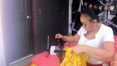 CLOE online show from November 2025 11:23:02 AM