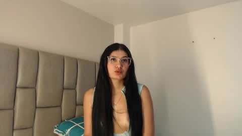 cloe online show from April 2026 01:38:02 PM