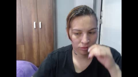 cloepussy online show from November 2025 12:59:02 PM