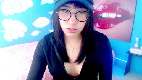 Snapshot of cloud_eli chatting on June 2026 06:51:01 PM Elizabeth online show from June 2026 06:51:01 PM