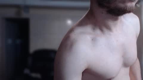 Snapshot of cloudstrife10 chatting on November 2025 09:02:02 PM Juank online show from November 2025 09:02:02 PM