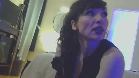 cloudy2025 online show from April 2026 01:51:01 AM