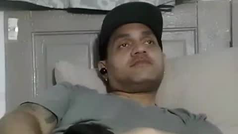 Snapshot of cloudyclearskies chatting on October 2025 08:38:01 AM CloudyClearSkies online show from October 2025 08:38:01 AM