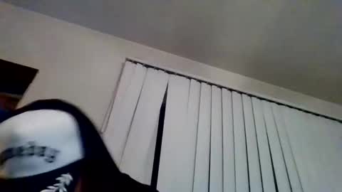 tallhungandcloudy online show from February 2026 09:00:02 AM