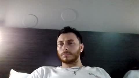 Snapshot of cloudyydayzz chatting on April 2026 01:41:02 PM tallhungandcloudy online show from April 2026 01:41:02 PM