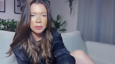 Hellen online show from February 2025 11:24:01 PM