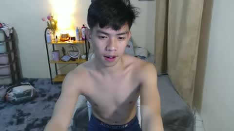 clyde_twinkx online show from March 2026 06:33:01 PM