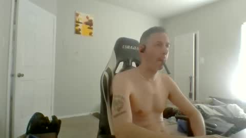 Snapshot of cmypenis chatting on November 2025 06:51:02 PM Master Bates online show from November 2025 06:51:02 PM