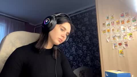 Nikki online show from September 2025 02:33:02 PM