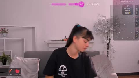 Olivia online show from September 2025 05:51:02 AM