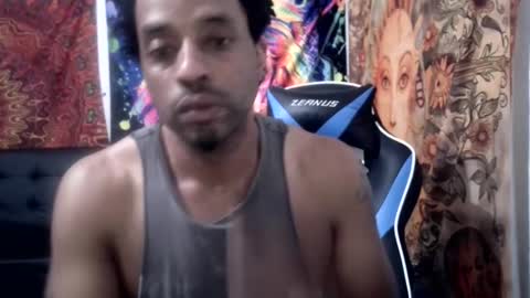 Snapshot of cococakez69 chatting on December 2024 05:29:02 AM Cococakez online show from December 2024 05:29:02 AM