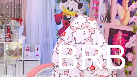 Mia online show from December 2024 12:34:01 AM