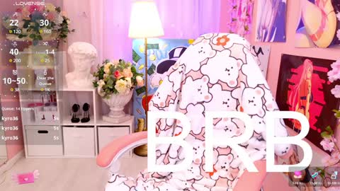 Mia online show from January 2025 12:17:02 AM