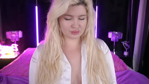 Snapshot of cocosecretss chatting on December 2024 07:57:01 AM onlyfans amyleyy online show from December 2024 07:57:01 AM