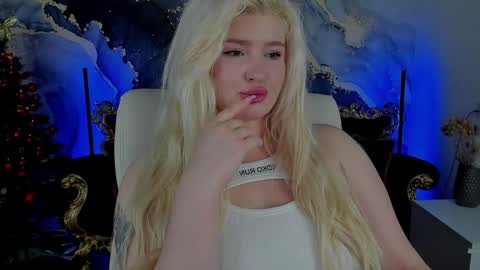 Snapshot of cocosecretss chatting on December 2024 07:56:02 AM onlyfans amyleyy online show from December 2024 07:56:02 AM