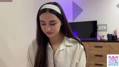 Yumi online show from February 2026 06:06:02 PM