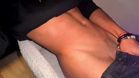 coitzzz online show from October 2025 05:17:02 AM