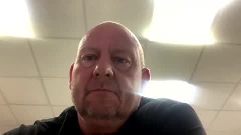 Snapshot of col4nows chatting on September 2025 01:11:02 PM col4nows online show from September 2025 01:11:02 PM