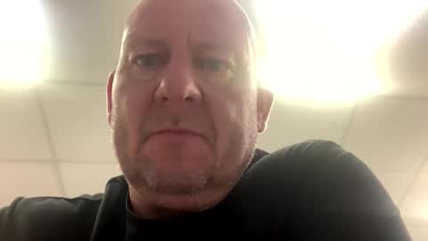 Snapshot of col4nows chatting on September 2025 11:47:02 AM col4nows online show from September 2025 11:47:02 AM