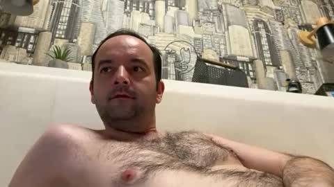 Snapshot of colambus555 chatting on December 2024 09:43:01 PM colambus555 online show from December 2024 09:43:01 PM