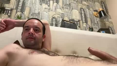 Snapshot of colambus555 chatting on December 2024 09:29:02 PM colambus555 online show from December 2024 09:29:02 PM