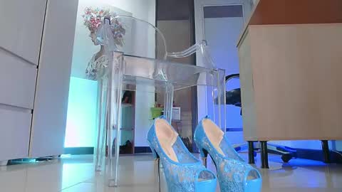 Snapshot of colete_milf chatting on February 2025 05:57:01 PM Samantha online show from February 2025 05:57:01 PM