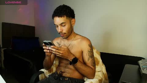 Snapshot of colinlatinbrown chatting on April 2026 06:21:01 PM IG online show from April 2026 06:21:01 PM