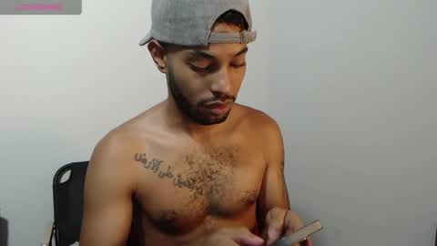 Snapshot of colinlatinbrown chatting on May 2026 01:39:01 PM IG online show from May 2026 01:39:01 PM
