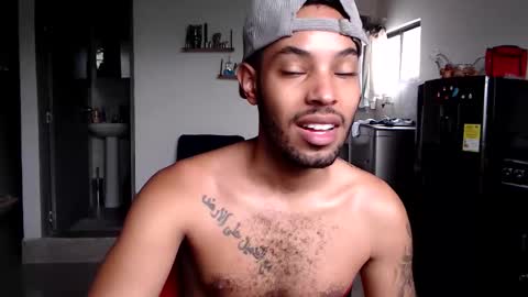 Snapshot of colinlatinbrown chatting on May 2026 01:05:01 PM IG online show from May 2026 01:05:01 PM