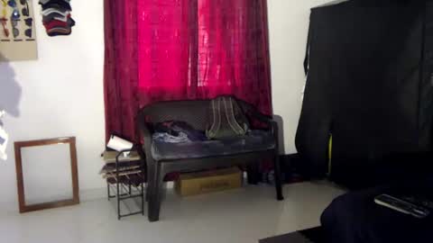Snapshot of colinlatinbrown chatting on June 2026 02:43:02 PM IG online show from June 2026 02:43:02 PM