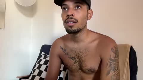 Snapshot of colinlatinbrown chatting on July 2026 05:21:01 PM IG online show from July 2026 05:21:01 PM