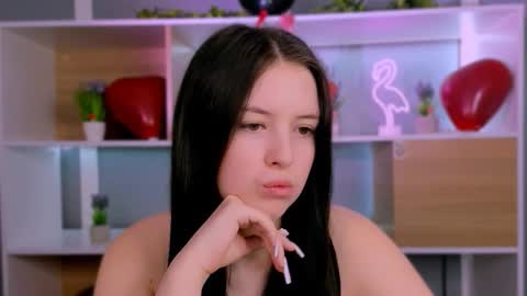 colla_white online show from February 2026 12:12:01 PM