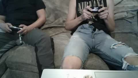 collegebroa online show from October 2025 12:27:01 AM