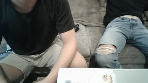 collegebroa online show from October 2025 08:17:01 PM