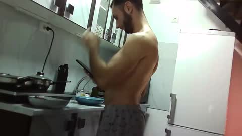 collegegymbro online show from January 2025 03:50:01 PM