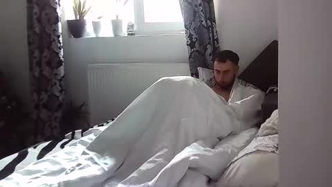 collegegymbro online show from January 2025 12:04:02 PM