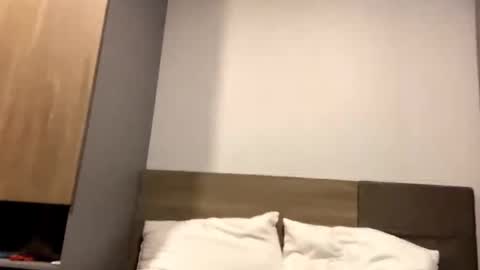 Milana online show from April 2026 02:31:01 PM