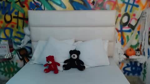 valentina online show from October 2025 12:19:01 PM