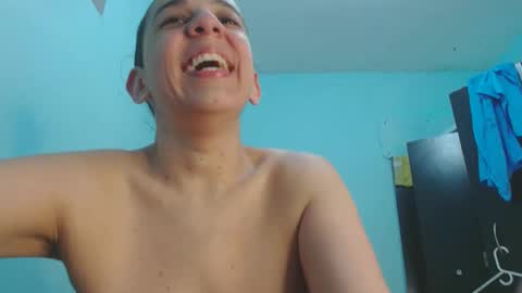 Snapshot of colombiana_latin chatting on October 2025 12:44:01 AM Colombian Hot online show from October 2025 12:44:01 AM