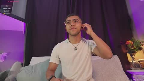 colstorw_ online show from January 2026 10:10:02 AM