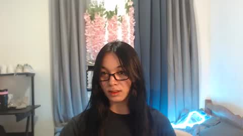 come_wet_me online show from March 2025 07:12:02 PM